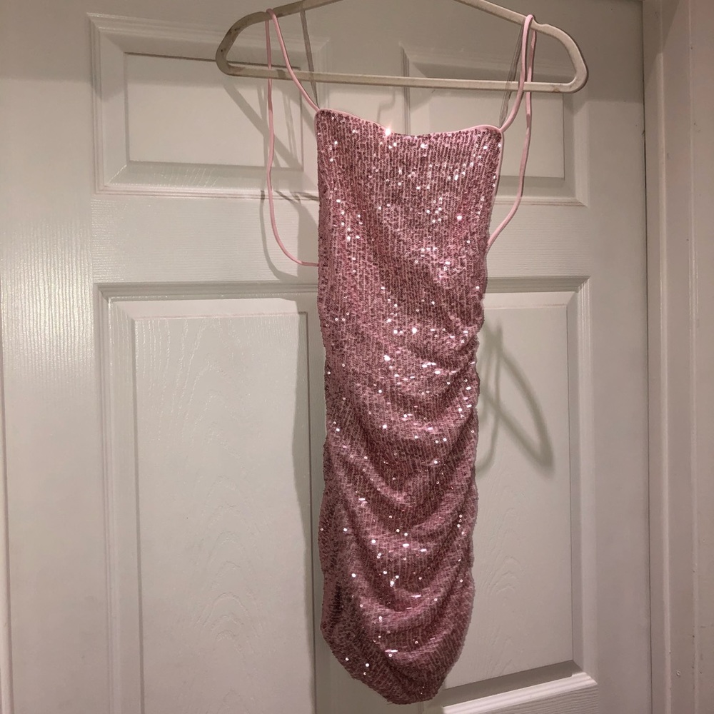 Sequin light pink dress